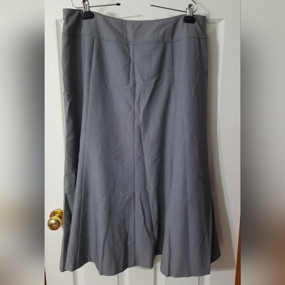 Sigrid Olsen Embroidered Gray Skirt - Picture 2 of 9